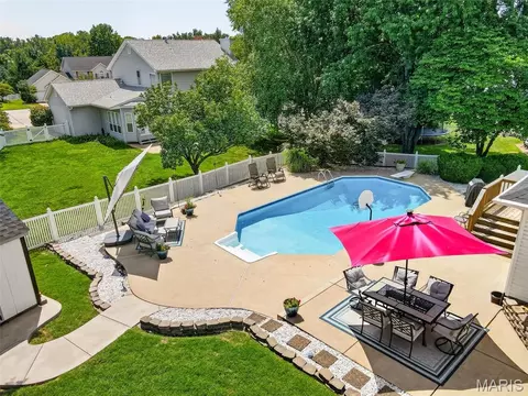 Exterior - 10 Docs Ct, Saint Charles, MO 63303 photo 12 of 12