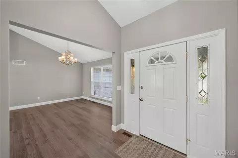 Entry Way - 1314 Brighton Crest Dr, O'fallon, MO 63366 photo 1 of 5