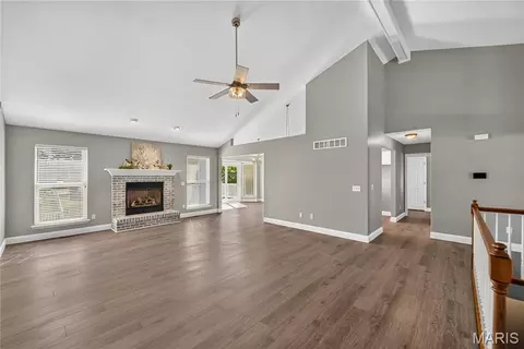 Living - 1314 Brighton Crest Dr, O'fallon, MO 63366 photo 3 of 5