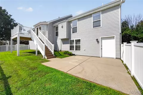 Exterior - 1314 Brighton Crest Dr, O'fallon, MO 63366 photo 9 of 9