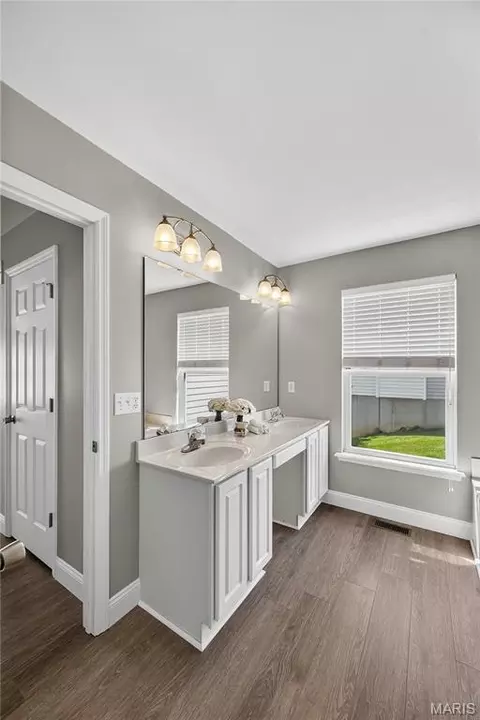 Bath - 1314 Brighton Crest Dr, O'fallon, MO 63366 photo 1 of 5