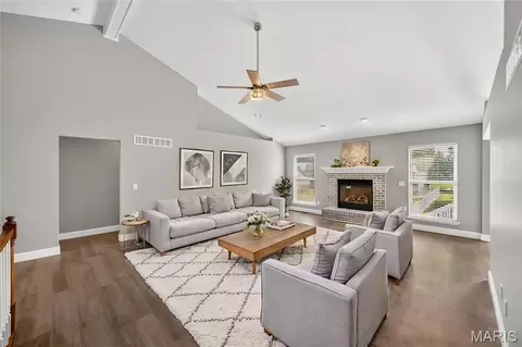 Living - 1314 Brighton Crest Dr, O'fallon, MO 63366 photo 2 of 5