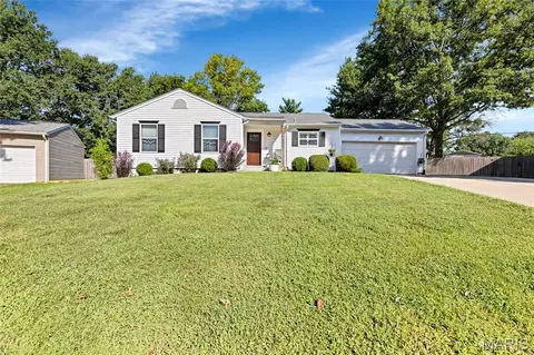 Exterior - 601 Big Timber Ln, O'fallon, MO 63368 photo 3 of 9