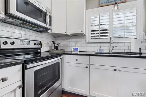 Kitchen - 601 Big Timber Ln, O'fallon, MO 63368 photo 2 of 2