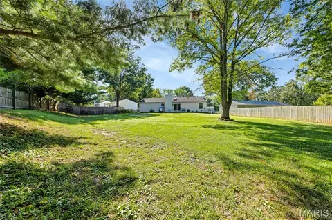 Exterior - 601 Big Timber Ln, O'fallon, MO 63368 photo 7 of 9