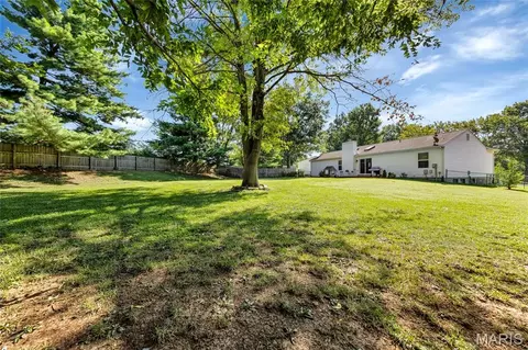 Exterior - 601 Big Timber Ln, O'fallon, MO 63368 photo 6 of 9