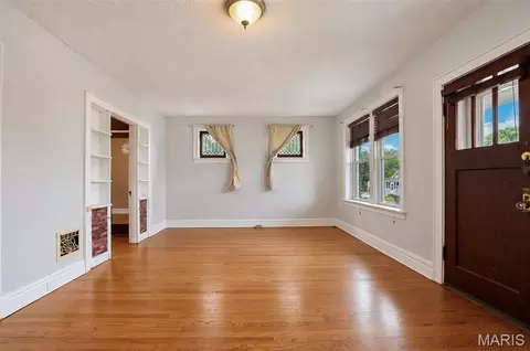 Living - 613 Waller Ave, Lemay, MO 63125 photo 3 of 5