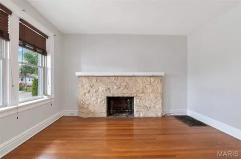 Living - 613 Waller Ave, Lemay, MO 63125 photo 2 of 5