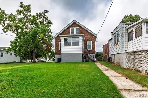 Exterior - 613 Waller Ave, Lemay, MO 63125 photo 5 of 7