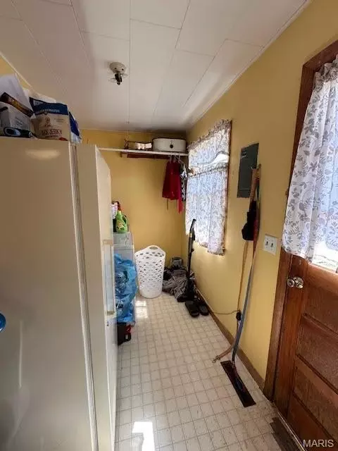 Other - 123 E 3rd St, Mountain View, MO 65548 photo 6 of 9
