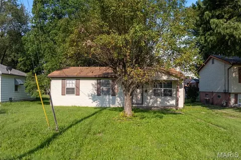 2928 Godfrey St, Belleville, IL 62226