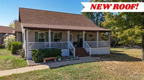 1865 Yellow Rock Rd, De Soto, MO 63020