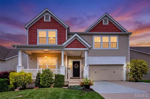 1805 English Oak Dr, Lake Saint Louis, MO 63367