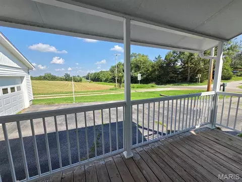 Exterior - 25438 Main St, Durham, MO 63438 photo 3 of 8