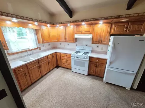 Kitchen - 25438 Main St, Durham, MO 63438 photo 1 of 3
