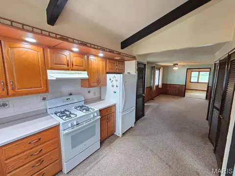 Kitchen - 25438 Main St, Durham, MO 63438 photo 3 of 3