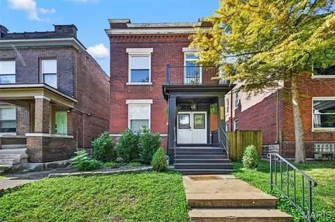 3002 Victor St, Saint Louis, MO 63104