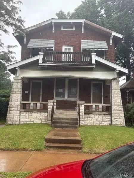 6611 Michigan Ave, Saint Louis, MO 63111