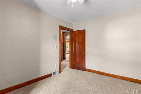 Bedroom - 25159 E County Line Rd, Waggoner, IL 62572 photo 2 of 3