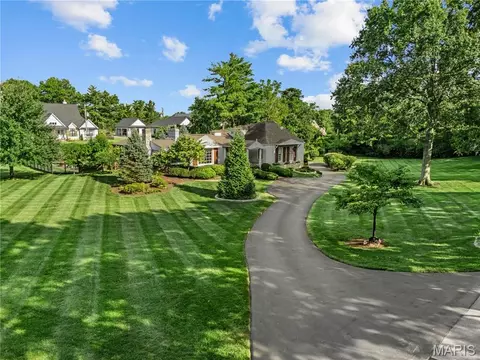 21 Country Life Acres, Country Life Acres, MO 63131