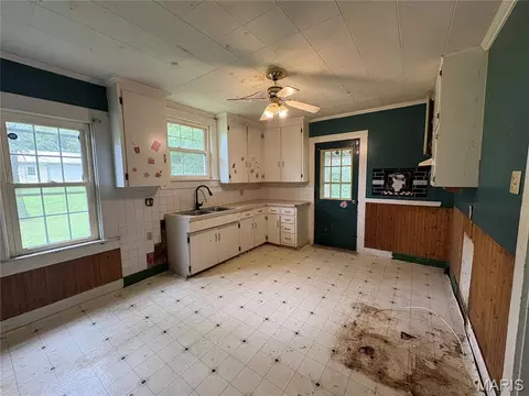 Kitchen - 419 N Shawnee Blvd, Jackson, MO 63755 photo 1 of 1