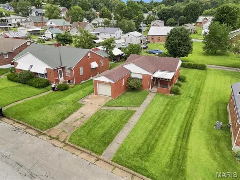 View/Area - 413 W 9th St, Hermann, MO 65041 photo 1 of 5
