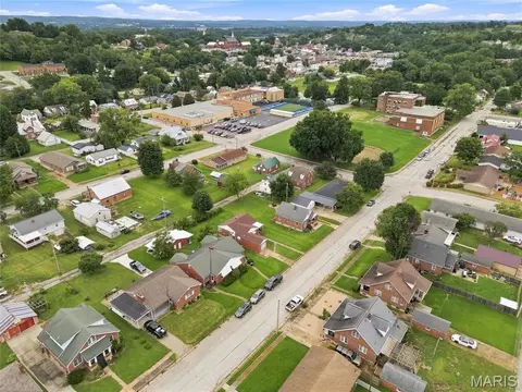 View/Area - 413 W 9th St, Hermann, MO 65041 photo 5 of 5