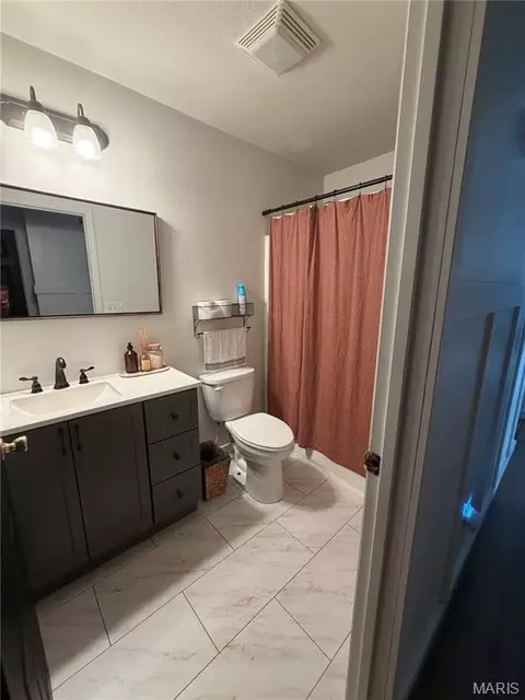 Bath - 153 T Box Dr, Saint Clair, MO 63077 photo 1 of 3