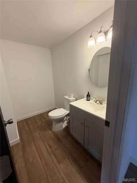 Bath - 153 T Box Dr, Saint Clair, MO 63077 photo 3 of 3