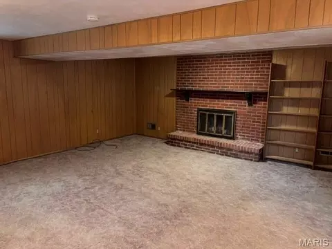 Living - 216 Slover Ln, Arnold, MO 63010 photo 4 of 4