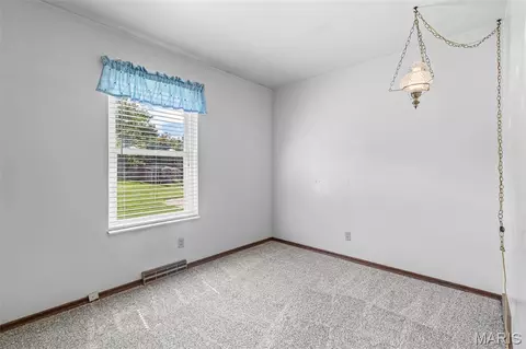 Bedroom - 653 Butternut Ln, Arnold, MO 63010 photo 1 of 8