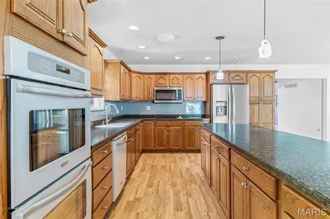 Kitchen - 653 Butternut Ln, Arnold, MO 63010 photo 4 of 8