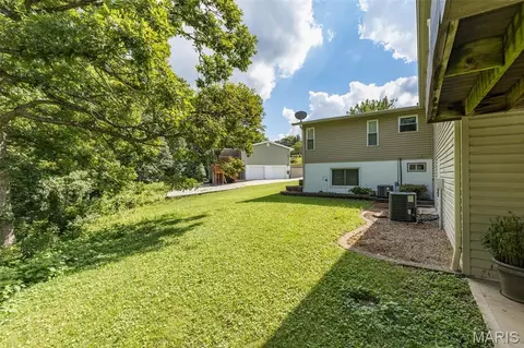 Exterior - 653 Butternut Ln, Arnold, MO 63010 photo 8 of 12