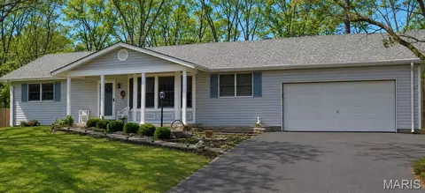 219 Highview Dr, Ballwin, MO 63011