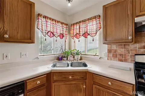 Kitchen - Undisclosed, Florissant, MO 63033 photo 3 of 6