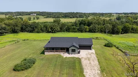 Exterior - 56504 Shaw Rd, Olean, MO 65064 photo 1 of 12