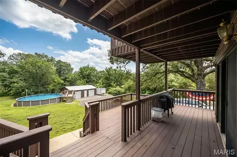 Exterior - 415 Lilac Ln, Saint Clair, MO 63077 photo 6 of 14