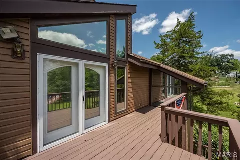 Exterior - 415 Lilac Ln, Saint Clair, MO 63077 photo 5 of 14