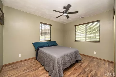 Bedroom - 415 Lilac Ln, Saint Clair, MO 63077 photo 1 of 2