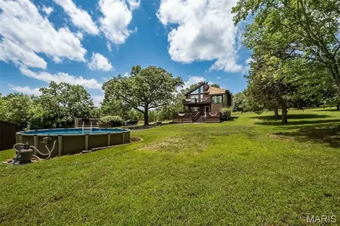 Exterior - 415 Lilac Ln, Saint Clair, MO 63077 photo 2 of 14