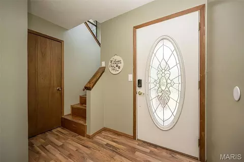Entry Way - 415 Lilac Ln, Saint Clair, MO 63077 photo 2 of 5