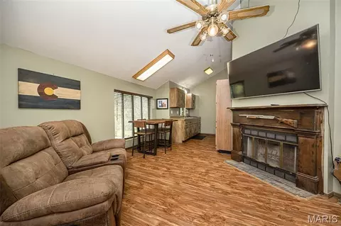 Living - 415 Lilac Ln, Saint Clair, MO 63077 photo 1 of 3