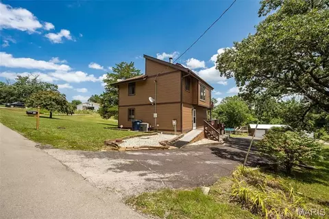 Exterior - 415 Lilac Ln, Saint Clair, MO 63077 photo 12 of 14