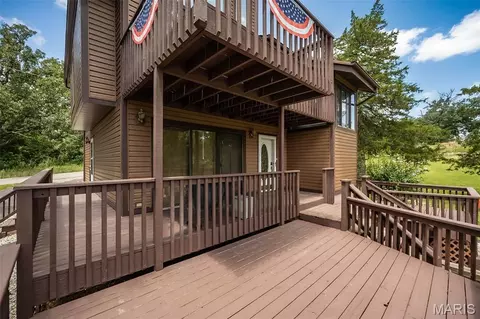Exterior - 415 Lilac Ln, Saint Clair, MO 63077 photo 9 of 14
