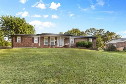 601 Park St, Farmington, MO 63640
