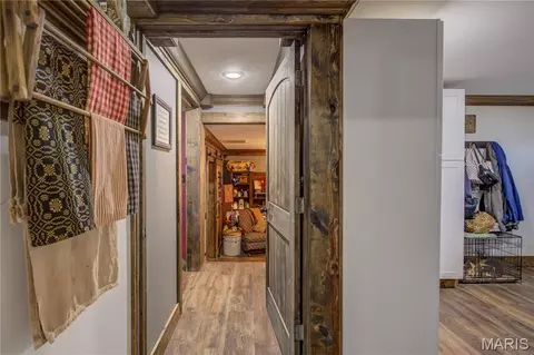 Entry Way - 302 Cooper St, Dexter, MO 63841 photo 1 of 3