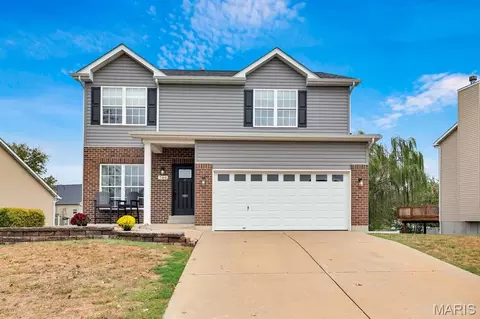 740 Chancellorsville Dr, Wentzville, MO 63385