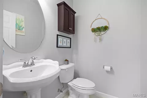 Bath - 923 Saint Nicholas Dr, O'fallon, IL 62269 photo 1 of 4