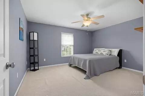 Bedroom - 923 Saint Nicholas Dr, O'fallon, IL 62269 photo 7 of 8