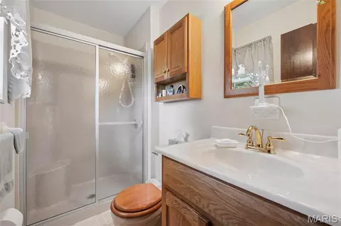 Bath - 3425 Tenbrook Rd, Arnold, MO 63010 photo 1 of 3